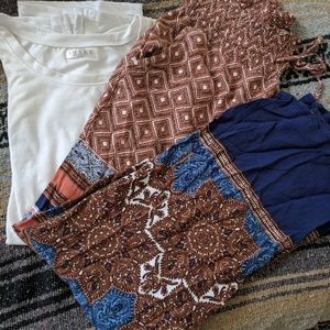 Boho patterned straight leg pant.